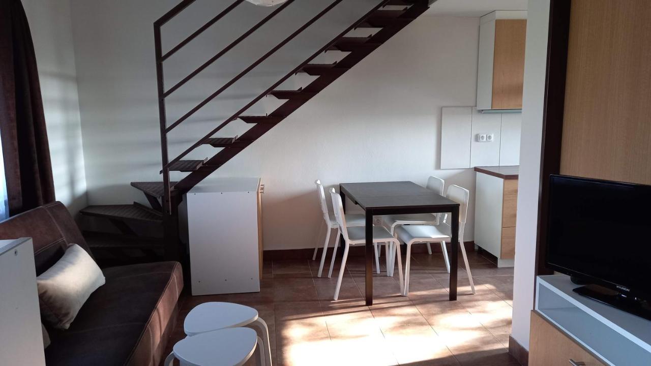 Apartmany Vinarstvi Klucov Lstibor Buitenkant foto