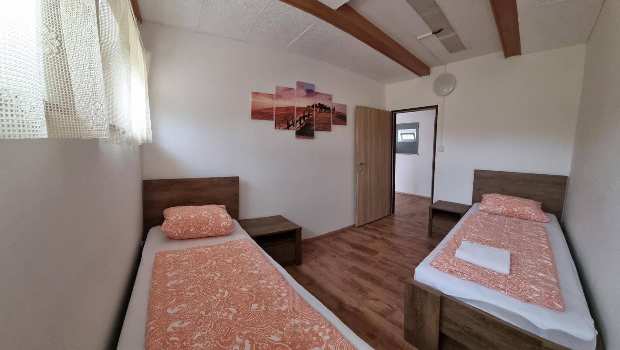 Apartmany Vinarstvi Klucov Lstibor Buitenkant foto